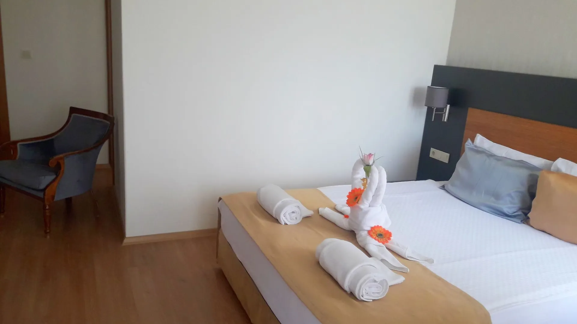 Orange Park Hotel Antalya 4*,